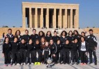 Şampiyon Kadın Futbol Takımımızdan Anıtkabir Ziyareti