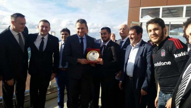 Fikret Orman, Aksaray Beşiktaşlılar Derneği’nin Açılış Törenine Katıldı