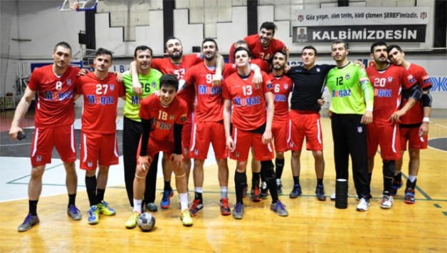 Beşiktaş Mogaz Süper Lig Play-Off Finaline Yükseldi
